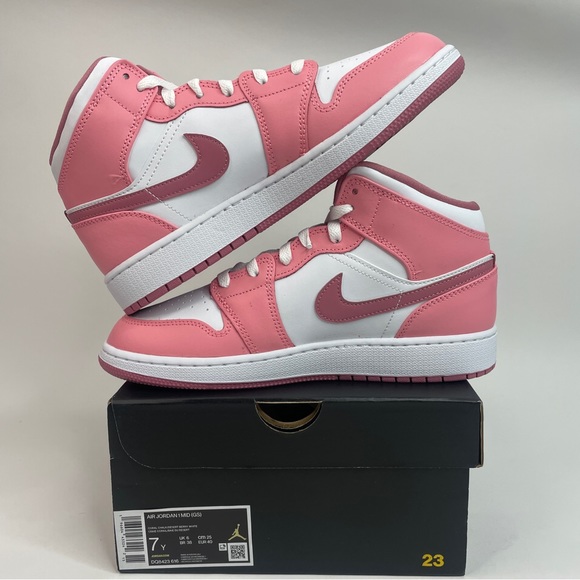 Nike Air Jordan 1 Retro Mid GS “Valentine’s Day/Coral Chalk” 2023 - Picture 3 of 4